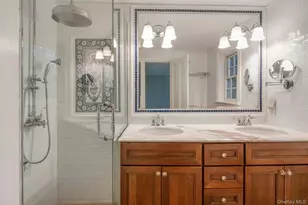 733 Stuart Ave, Mamaroneck, NY 10543 - Photo 15