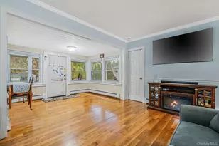 16 Lyda Dr, Nesconset, NY 11767 - Photo 5