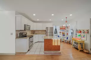 156 Clinton Ave, Patchogue, NY 11772 - Photo 13