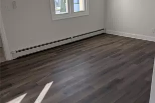 22 Murray Rd, Hicksville, NY 11801 - Photo 7