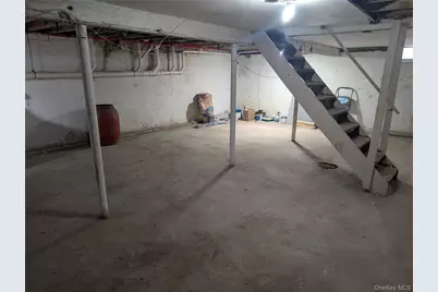 22 Murray Road, Hicksville, NY 11801 - Photo 21