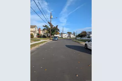 22 Murray Road, Hicksville, NY 11801 - Photo 5