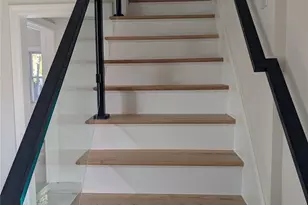 22 Murray Rd, Hicksville, NY 11801 - Photo 13