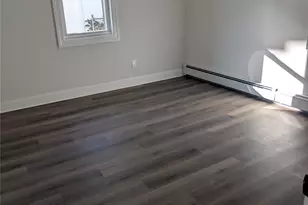 22 Murray Rd, Hicksville, NY 11801 - Photo 9