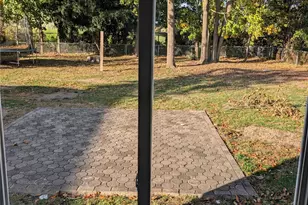 22 Murray Rd, Hicksville, NY 11801 - Photo 23