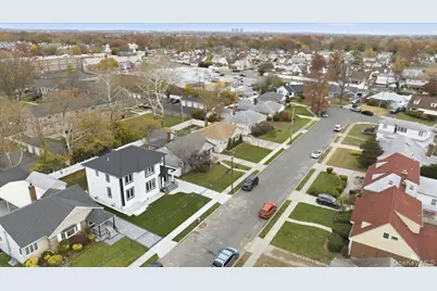 25 Countisbury Avenue, Valley Stream, NY 11580 - Photo 43