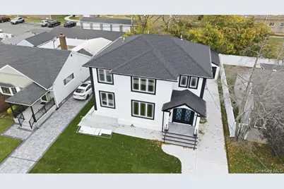 25 Countisbury Avenue, Valley Stream, NY 11580 - Photo 35