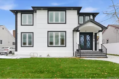 25 Countisbury Avenue, Valley Stream, NY 11580 - Photo 33