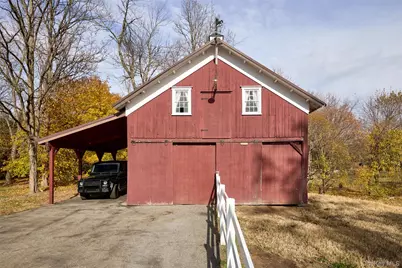 1376 Salt Point Turnpike, Pleasant Valley, NY 12569 - Photo 23