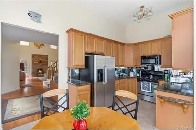 55 Tiffany Way, Nesconset, NY 11767 - Photo 9