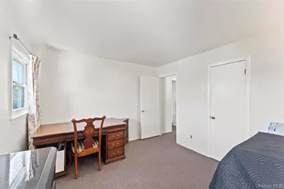 32 Madison Avenue, Franklin Square, NY 11010 - Photo 11