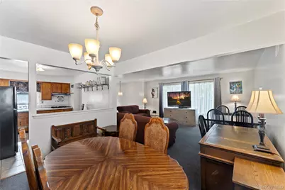 32 Madison Avenue, Franklin Square, NY 11010 - Photo 5