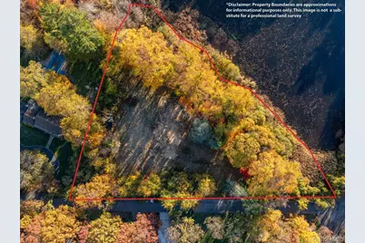 81 Old Broadway Avenue, Sayville, NY 11782 - Photo 21