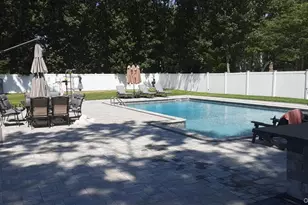 7 Sweetbriar Path, Lake Grove, NY 11755 - Photo 11