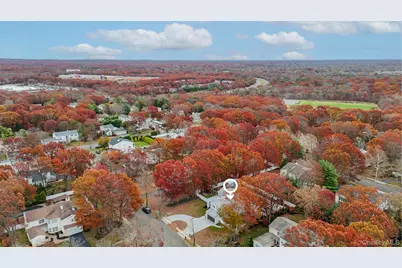 7 Sweet Briar Path, Lake Grove, NY 11755 - Photo 13
