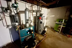 255 N 7th St, Ronkonkoma, NY 11779 - Photo 15