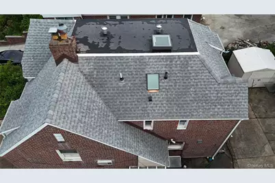 34-08 Murray Lane, Flushing, NY 11354 - Photo 17