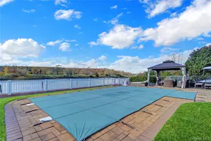 2848 Clubhouse Rd, Merrick, NY 11566 - Photo 29