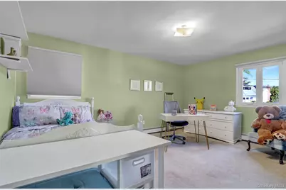 2848 Clubhouse Road, Merrick, NY 11566 - Photo 19