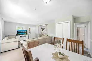 4 Cooks Ln, Westhampton, NY 11977 - Photo 19