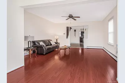 1813 Willow Lane, Bronx, NY 10461 - Photo 9