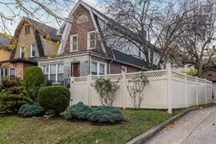 1813 Willow Ln, Bronx, NY 10461 - Photo 7