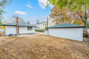 248 Kennedy Ave, Hempstead, NY 11550 - Photo 31