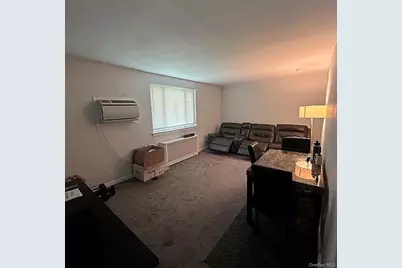 264-17 Langston Avenue #2nd fl, Glen Oaks, NY 11004 - Photo 5