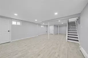 119-42 189th St, Saint Albans, NY 11412 - Photo 17