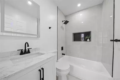 11942 189th Street, Saint Albans, NY 11412 - Photo 29