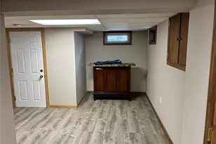 86 Scarcliffe Dr, Malverne, NY 11565 - Photo 11