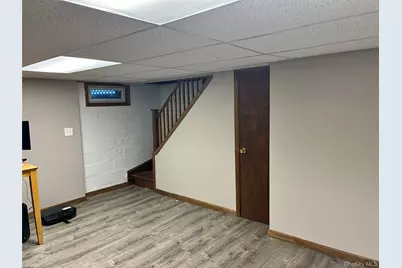 86 Scarcliffe Drive, Malverne, NY 11565 - Photo 15