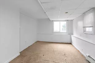 8 Jackson St, Glen Cove, NY 11542 - Photo 19