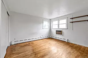 8 Jackson St, Glen Cove, NY 11542 - Photo 11