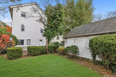 8 Jackson Street, Glen Cove, NY 11542 - Photo 21