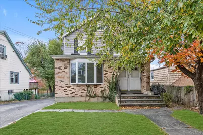 8 Jackson Street, Glen Cove, NY 11542 - Photo 1