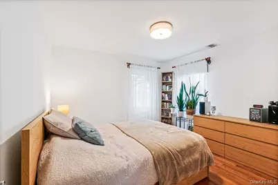 4928 Express Drive S, Ronkonkoma, NY 11779 - Photo 11