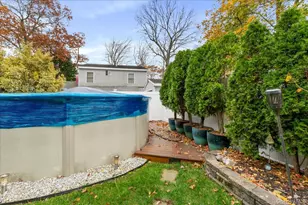 4928 Express Dr S, Ronkonkoma, NY 11779 - Photo 27