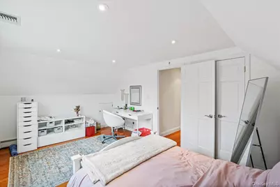 4928 Express Drive S, Ronkonkoma, NY 11779 - Photo 15