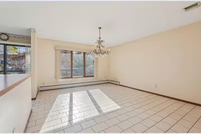 24 Brenda Lane, Bardonia, NY 10954 - Photo 9