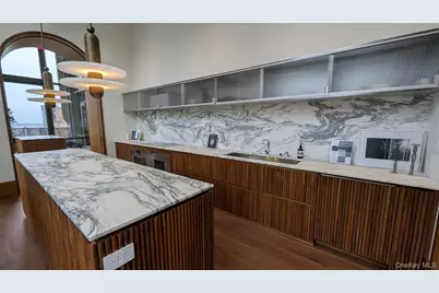 135 E 47th Street #21A, New York, NY 10017 - Photo 13