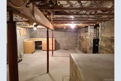 297 Clarice Boulevard, Holbrook, NY 11741 - Photo 17