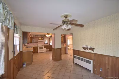 297 Clarice Boulevard, Holbrook, NY 11741 - Photo 9