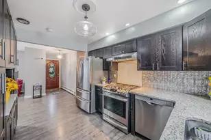 32 Mc Cue Ave, Wyandanch, NY 11798 - Photo 11