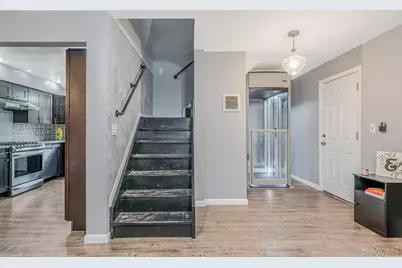 32 McCue Avenue, Wyandanch, NY 11798 - Photo 7