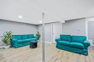 32 Mc Cue Ave, Wyandanch, NY 11798 - Photo 33