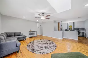 32 Mc Cue Ave, Wyandanch, NY 11798 - Photo 19