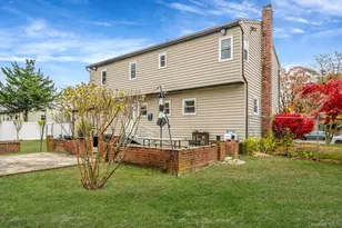 32 Mc Cue Ave, Wyandanch, NY 11798 - Photo 37