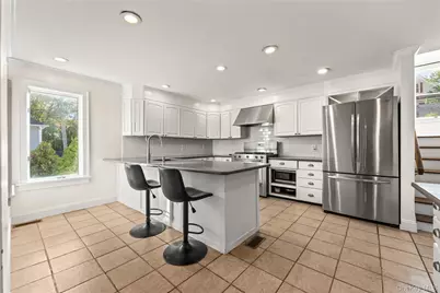 9 Hillside Avenue, Glen Head, NY 11545 - Photo 5