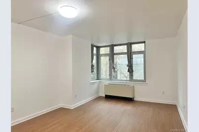 40-26 College Point Blvd #8M, Flushing, NY 11354 - Photo 3